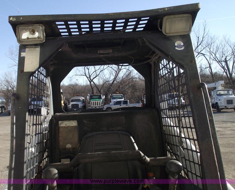 image for item B6059 1995 Bobcat 853H skid steer