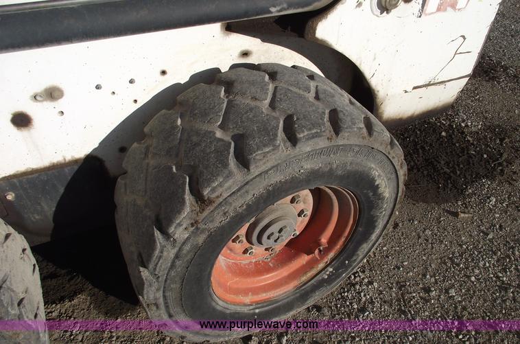 image for item B6059 1995 Bobcat 853H skid steer