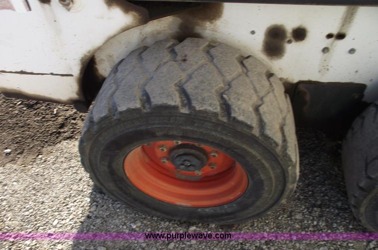 image for item B6059 1995 Bobcat 853H skid steer