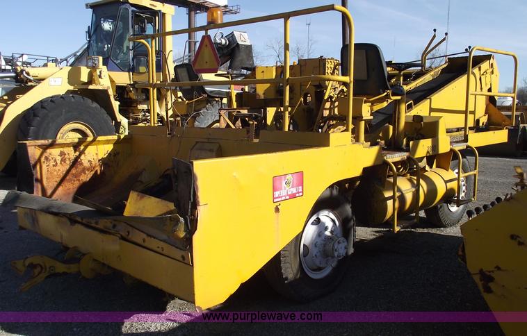 image for item B6061 Entyre chat spreader