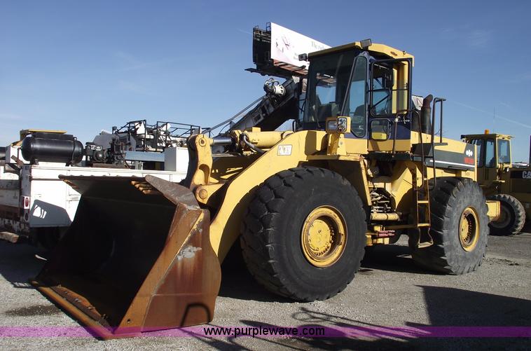 image for item B6064 1992 Komatsu WA500-1L wheel loader
