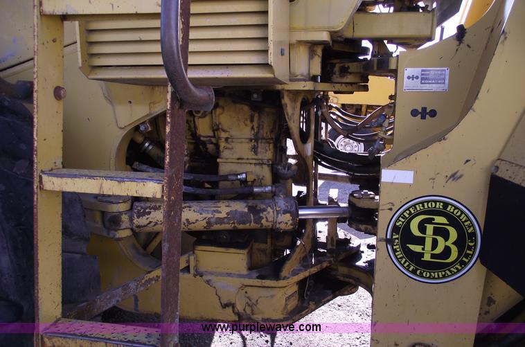 image for item B6064 1992 Komatsu WA500-1L wheel loader