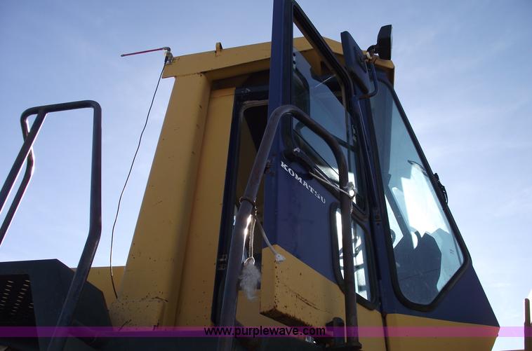 image for item B6064 1992 Komatsu WA500-1L wheel loader