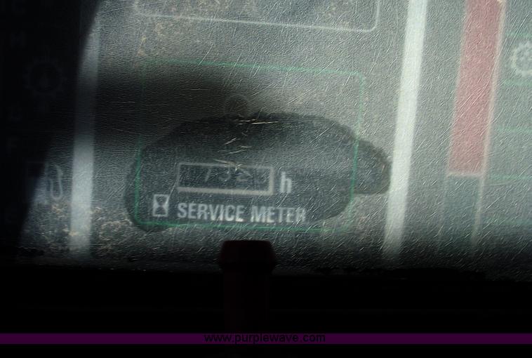 image for item B6064 1992 Komatsu WA500-1L wheel loader