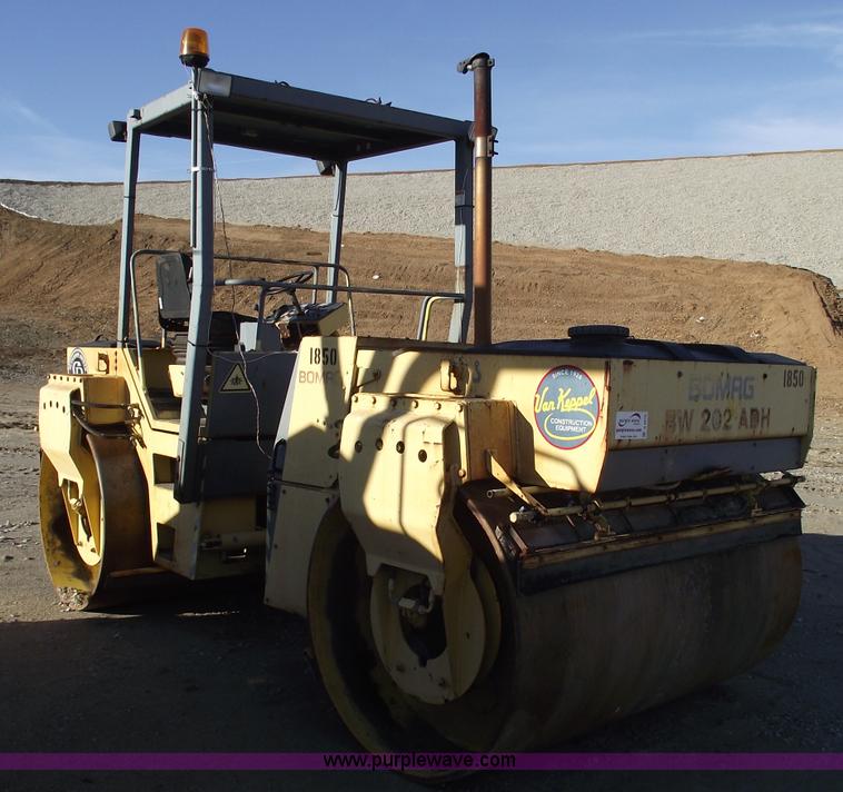 image for item B6075 Bomag BW202 ADH double drum vibratory roller