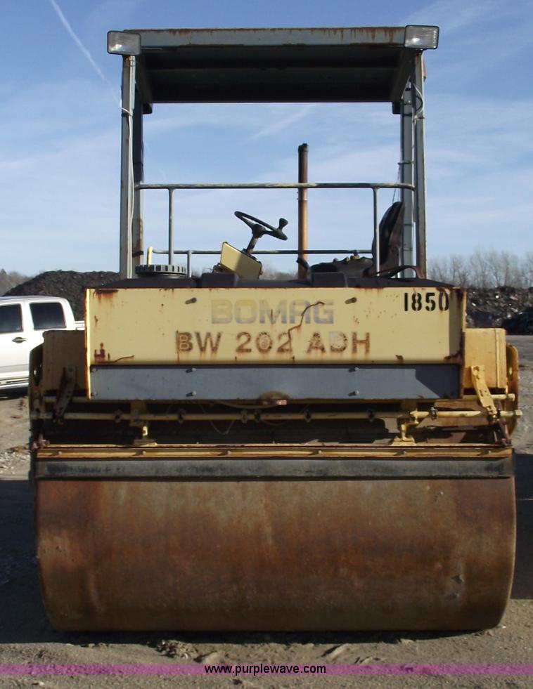 image for item B6075 Bomag BW202 ADH double drum vibratory roller