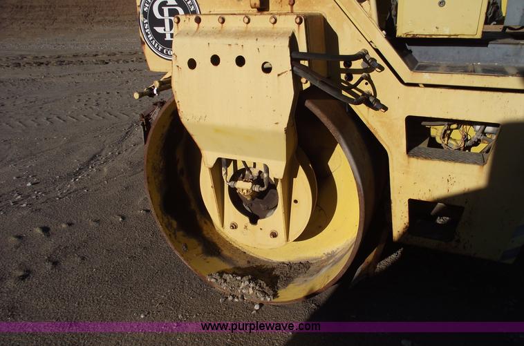 image for item B6075 Bomag BW202 ADH double drum vibratory roller