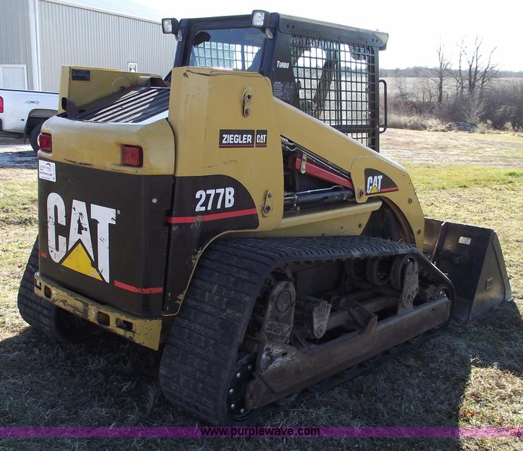 image for item B6079 2006 Caterpillar 277B track loader