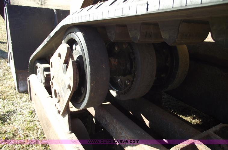 image for item B6079 2006 Caterpillar 277B track loader