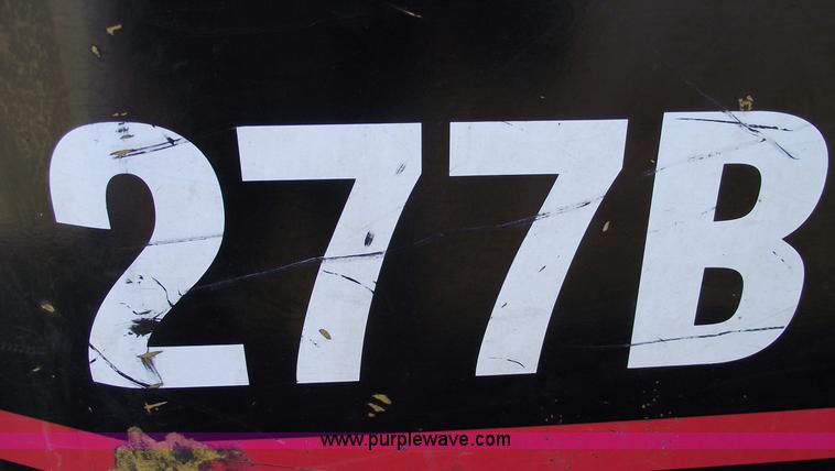 image for item B6079 2006 Caterpillar 277B track loader