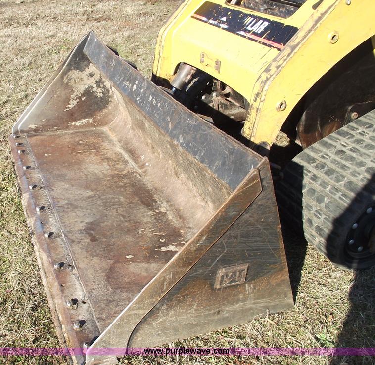 image for item B6079 2006 Caterpillar 277B track loader