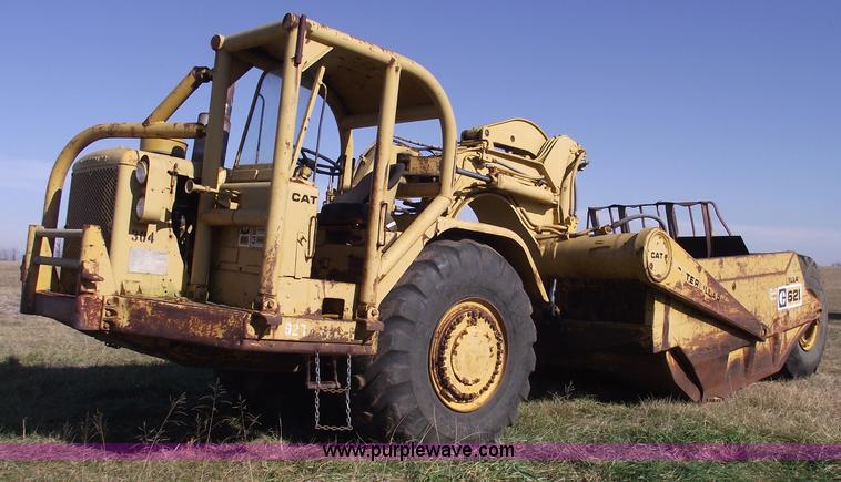 image for item B6084 1967 Caterpillar 621 scraper