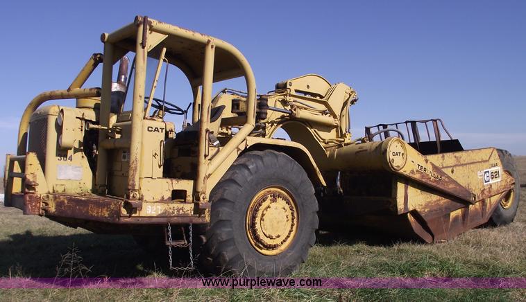 image for item B6084 1967 Caterpillar 621 scraper