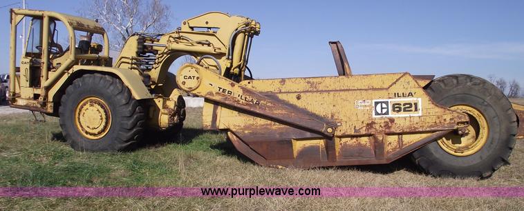 image for item B6084 1967 Caterpillar 621 scraper