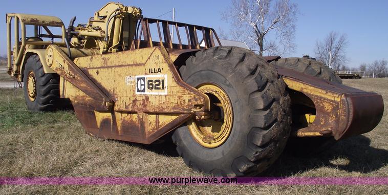 image for item B6084 1967 Caterpillar 621 scraper