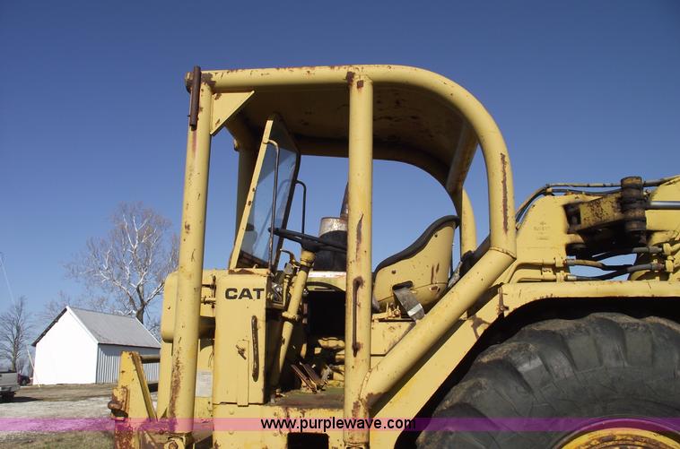 image for item B6084 1967 Caterpillar 621 scraper