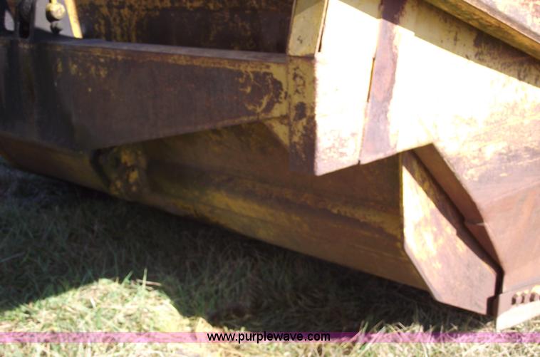 image for item B6084 1967 Caterpillar 621 scraper