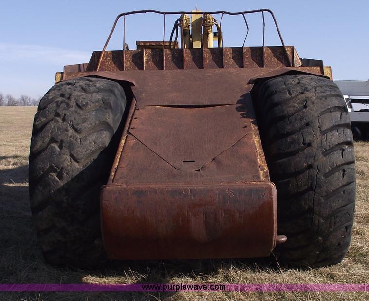 image for item B6086 1968 Caterpillar 621 scraper