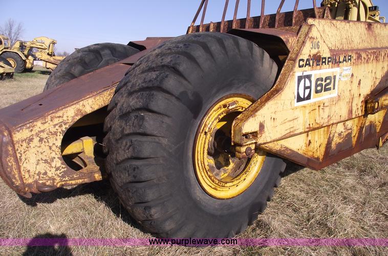 image for item B6086 1968 Caterpillar 621 scraper