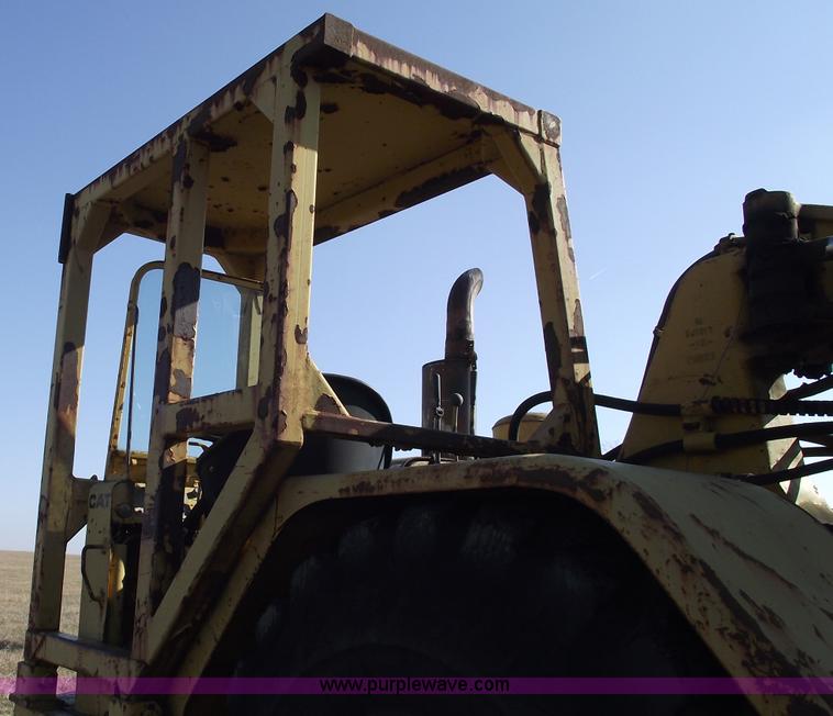 image for item B6086 1968 Caterpillar 621 scraper