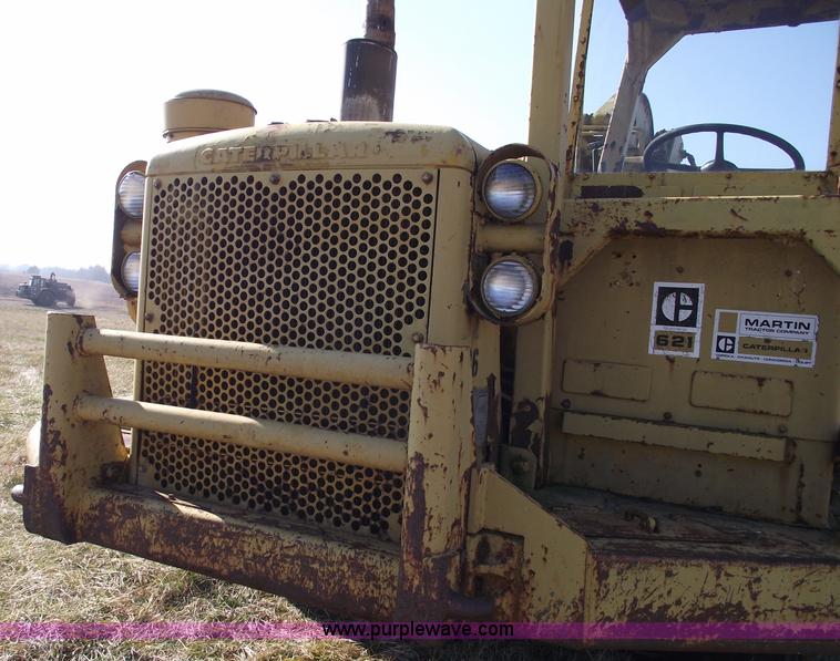 image for item B6086 1968 Caterpillar 621 scraper