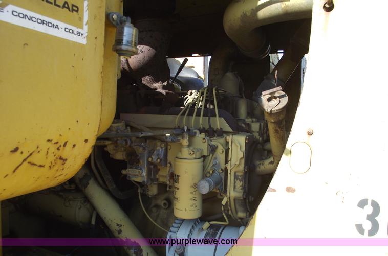 image for item B6086 1968 Caterpillar 621 scraper