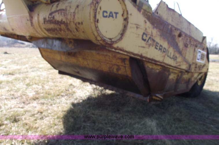 image for item B6086 1968 Caterpillar 621 scraper