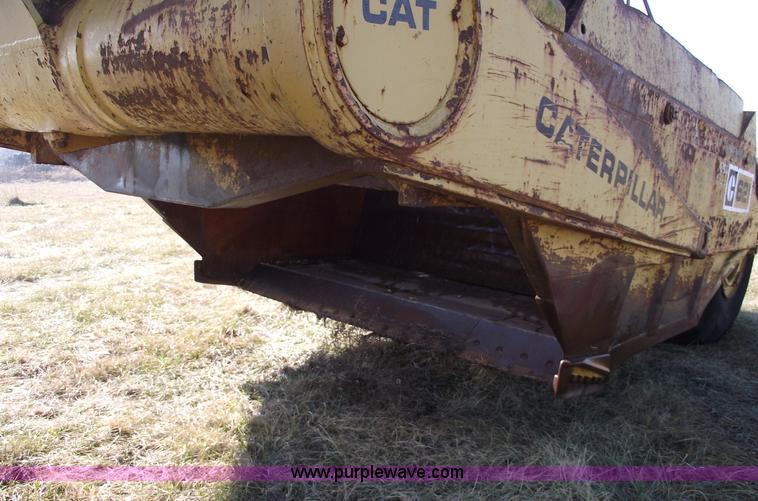 image for item B6086 1968 Caterpillar 621 scraper