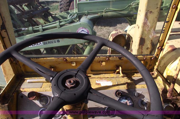 image for item B6086 1968 Caterpillar 621 scraper