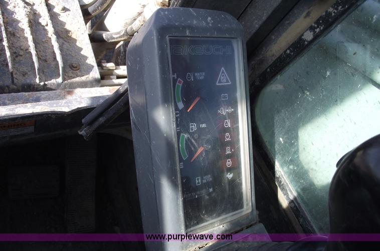 image for item B6119 2005 Takeuchi TL150 skid steer