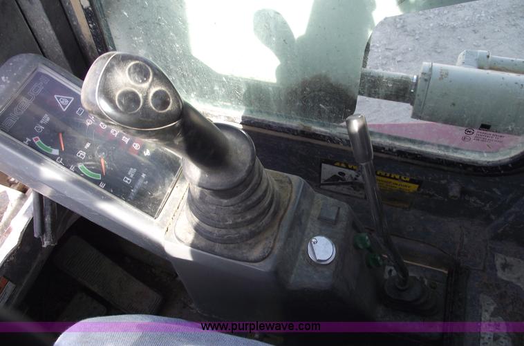 image for item B6119 2005 Takeuchi TL150 skid steer