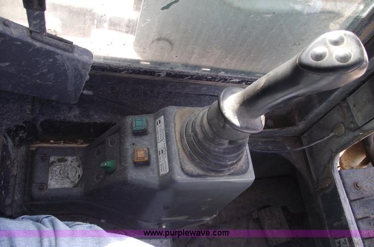 image for item B6119 2005 Takeuchi TL150 skid steer