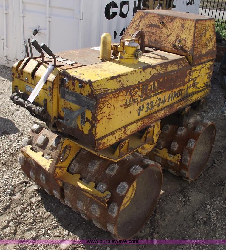 image for item B6122 2000 Multiquip Rammax vibratory sheeps foot roller