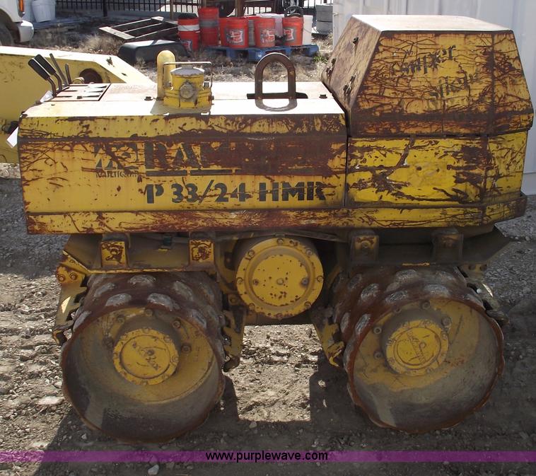 image for item B6122 2000 Multiquip Rammax vibratory sheeps foot roller