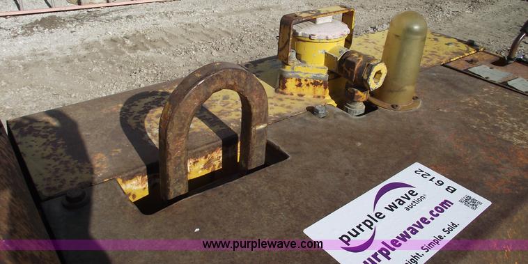 image for item B6122 2000 Multiquip Rammax vibratory sheeps foot roller