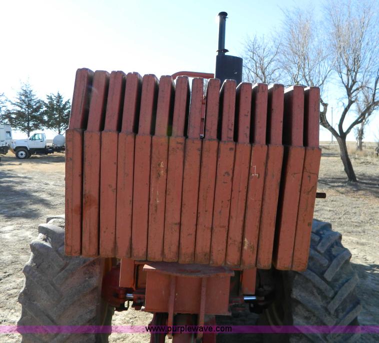 image for item D8697 1998 Ditch Witch 7610 trencher