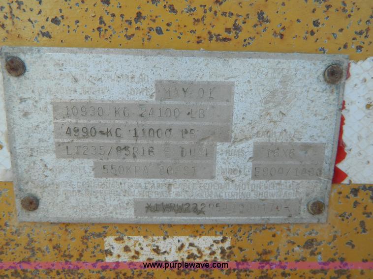 image for item D8701 2001 Vermeer E900 evacuator