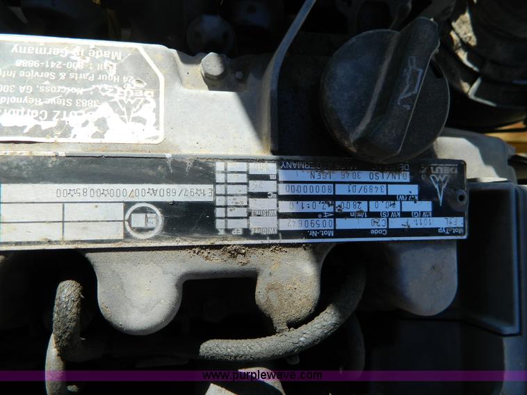 image for item D8701 2001 Vermeer E900 evacuator