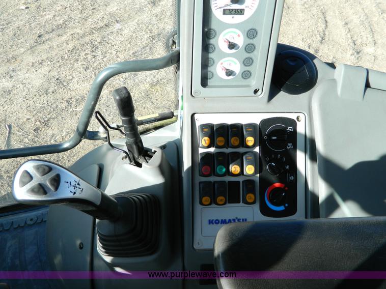 image for item D8705 2007 Komatsu WB146-5 backhoe