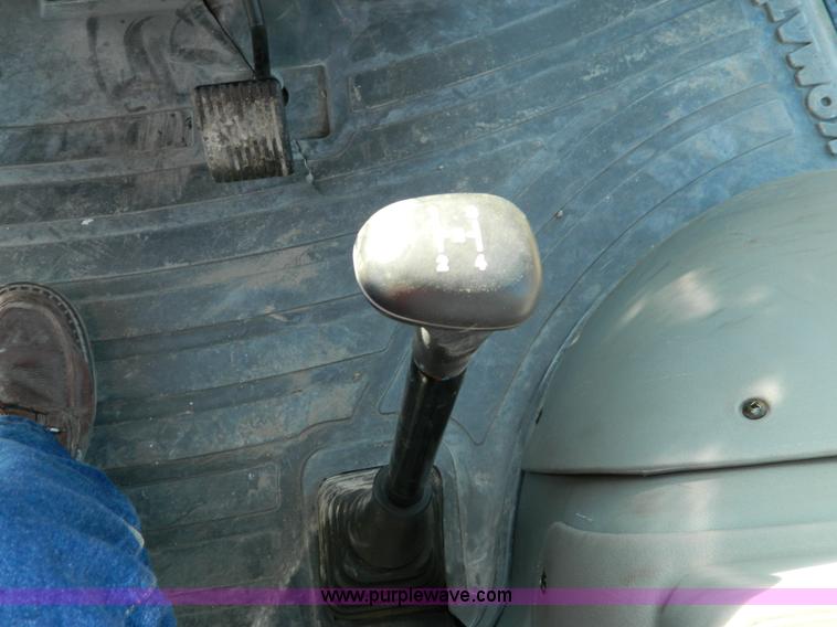 image for item D8705 2007 Komatsu WB146-5 backhoe