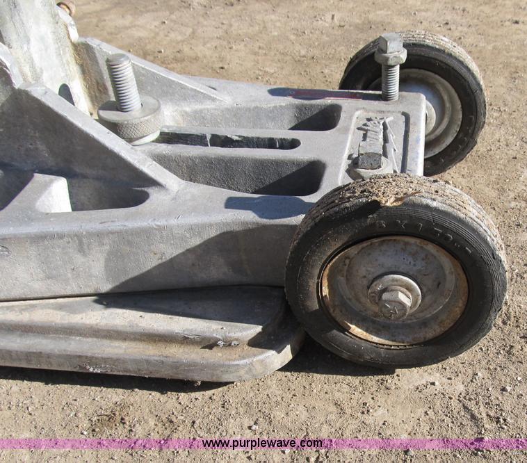 image for item D9285 Milwaukee Dymo-Rig heavy duty electric core drill