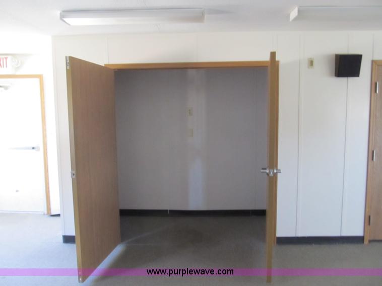 image for item A1000 2002 Satellite mobile classroom