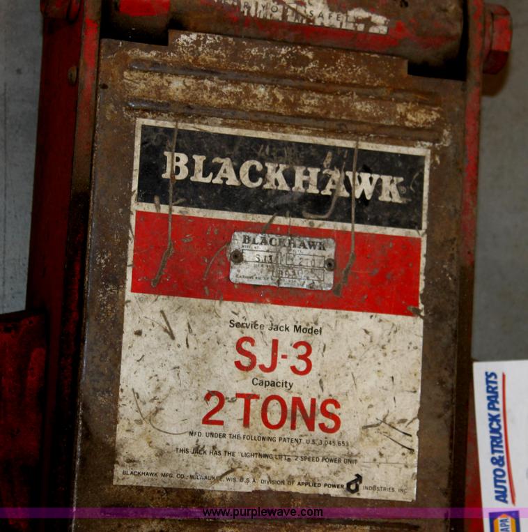 image for item A1830 Black Hawk SJ-3 2 ton floor jack