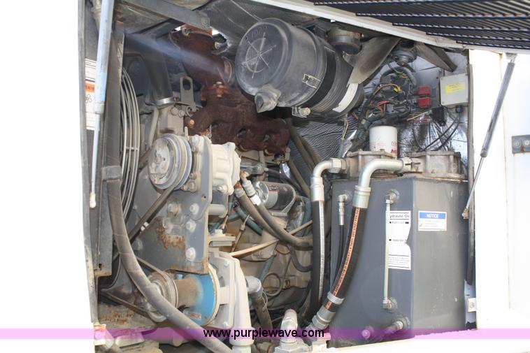 image for item A2497 2001 Elgin Pelican series P street sweeper