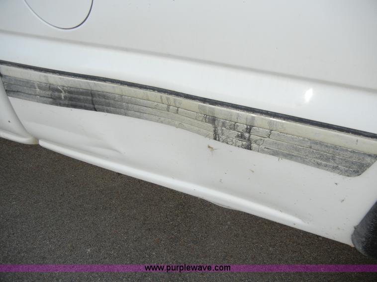 image for item A3391 2000 Chevrolet Silverado 2500 LS extended cab pickup truck