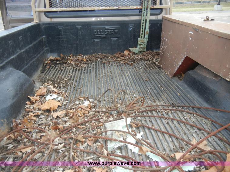 image for item A3396 1992 Ford F250 XLT Supercab pickup truck