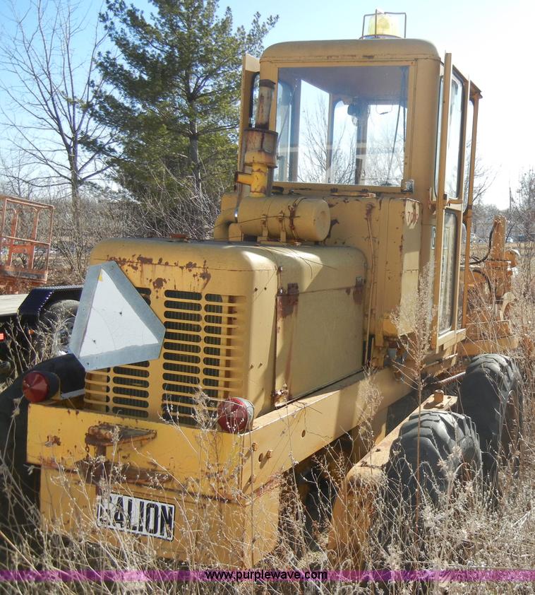 image for item A3401 Galion 503A motor grader