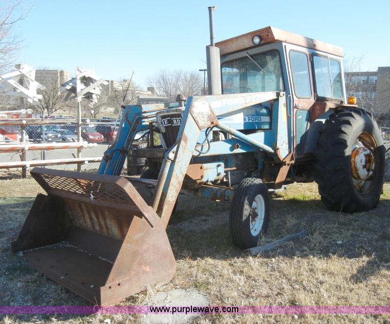 image for item A3403 1981 Ford 5600 tractor