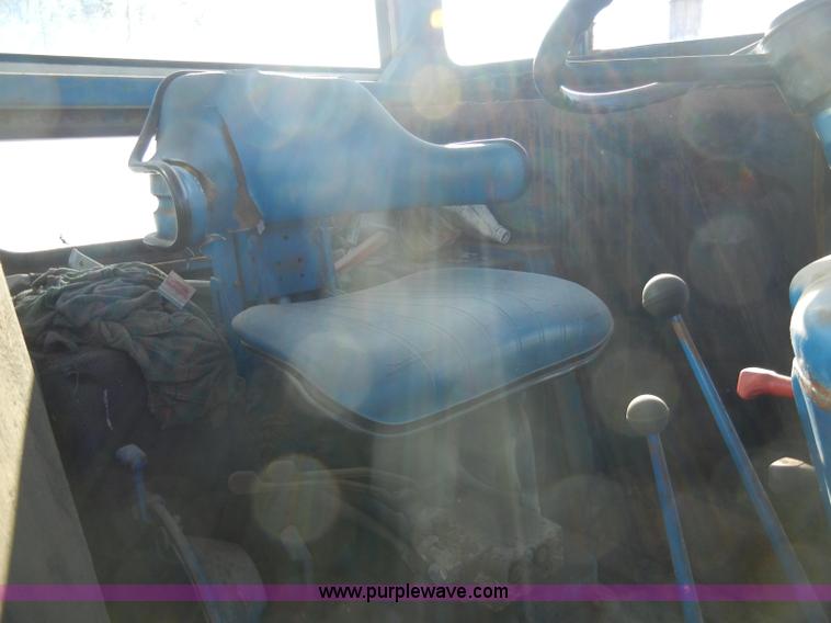 image for item A3403 1981 Ford 5600 tractor