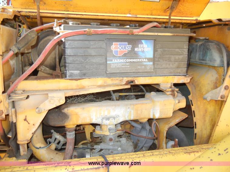 image for item A3406 Ford 420 RD22ik tractor with loader and backhoe